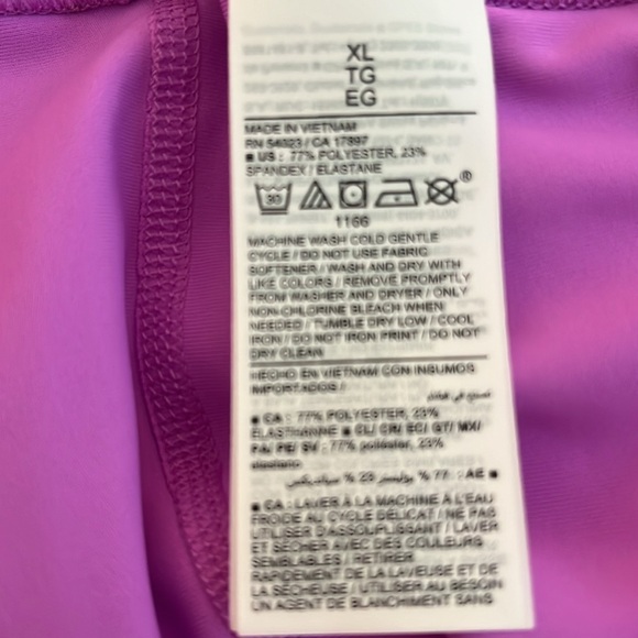 Old Navy 7/8 Powersoft Leggings - Picture 7 of 7